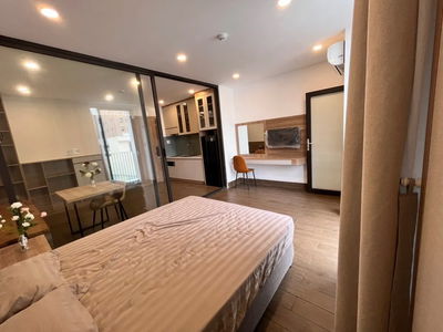 available, Vietnam available, Vietnam