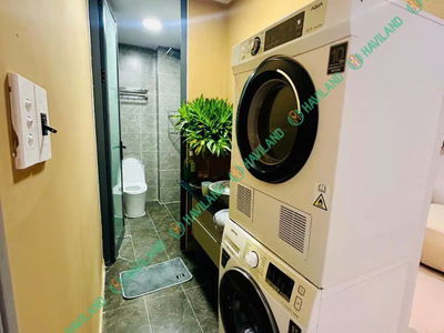 Gehäuse In Da Nang, Vietnam  Gehäuse In Da Nang, Vietnam