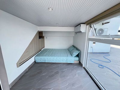 New Monarchy Building, Vietnam New Monarchy Building, Vietnam