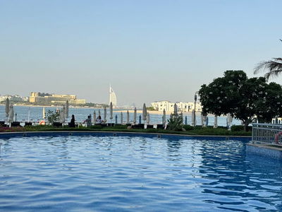 Жилье в Dubai, United Arab Emirates  Жилье в Dubai, United Arab Emirates