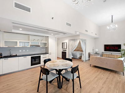 Жилье в Dubai, United Arab Emirates  Жилье в Dubai, United Arab Emirates