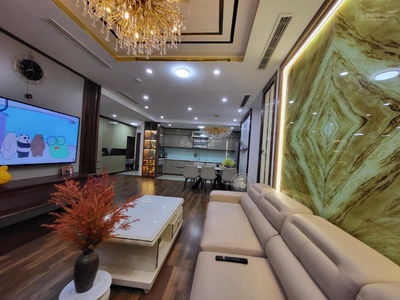 Golden Palace, Vietnam Golden Palace, Vietnam