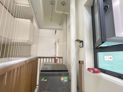 Topaz Twins Project, Vietnam Topaz Twins Project, Vietnam