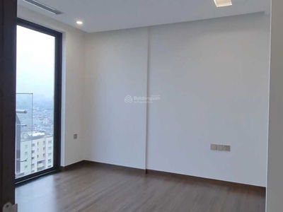 Green Diamond, Vietnam Green Diamond, Vietnam