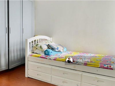 Hoang Anh Thanh Binh, Vietnam  Hoang Anh Thanh Binh, Vietnam