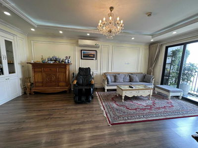 D'. Le Pont D'or - Hoang Cau, Vietnam D'. Le Pont D'or - Hoang Cau, Vietnam