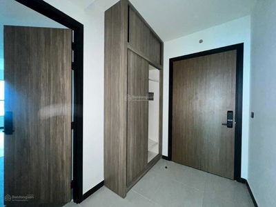 Of The Sun, Vietnam Of The Sun, Vietnam