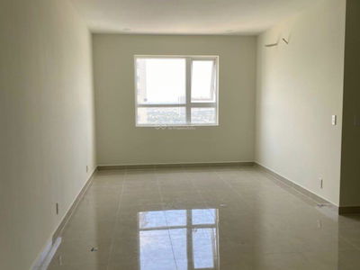 Topaz Elite, Vietnam Topaz Elite, Vietnam