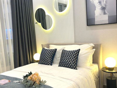 Celesta laughed, Vietnam Celesta laughed, Vietnam