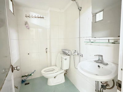 House 15, Vietnam  House 15, Vietnam