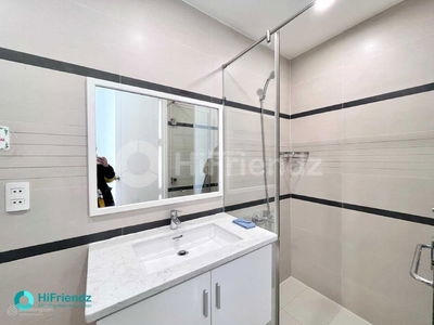 Le Van Sy Street, Vietnam Le Van Sy Street, Vietnam