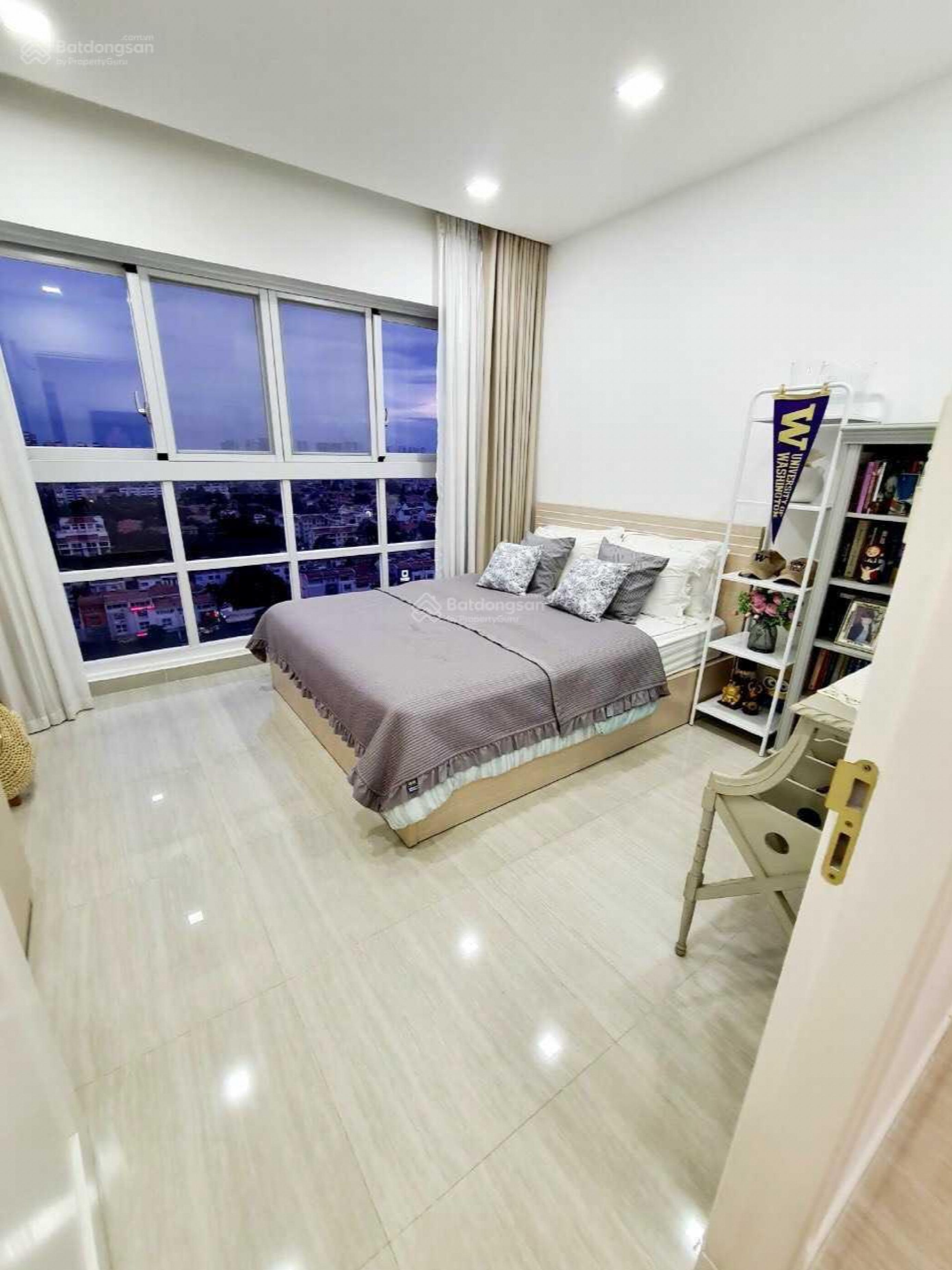 Happy Valley, Vietnam Happy Valley, Vietnam