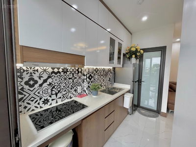 Hoang Hoa Tham Street, Vietnam Hoang Hoa Tham Street, Vietnam