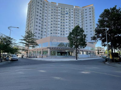 Blue Sky Tower, Vietnam Blue Sky Tower, Vietnam