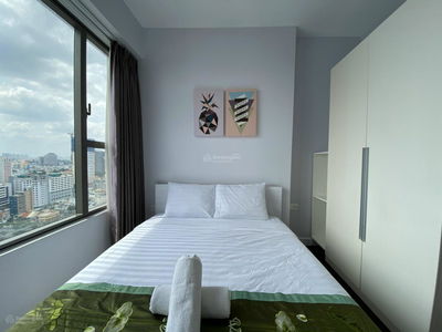 River Gate, Vietnam River Gate, Vietnam