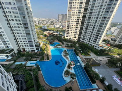 Diamond Island, Vietnam Diamond Island, Vietnam