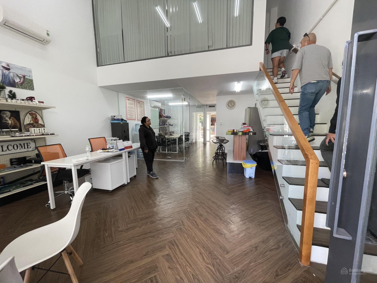 Happy Valley, Vietnam Happy Valley, Vietnam