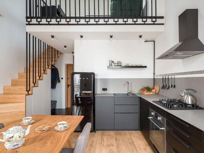 Diyas Sky, Vietnam Diyas Sky, Vietnam