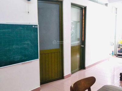 An Hoa apartment complex, Vietnam  An Hoa apartment complex, Vietnam