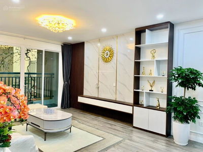 Lac Long Quan Street, Vietnam Lac Long Quan Street, Vietnam