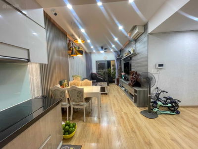 Garden Gate, Vietnam Garden Gate, Vietnam