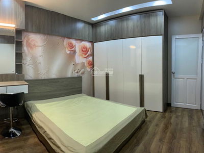 Le Hong Phong Street, Vietnam  Le Hong Phong Street, Vietnam