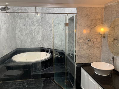 The Manor Project, Vietnam The Manor Project, Vietnam