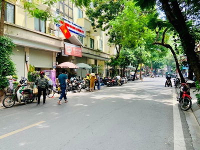 Yen Ninh Street, Vietnam Yen Ninh Street, Vietnam