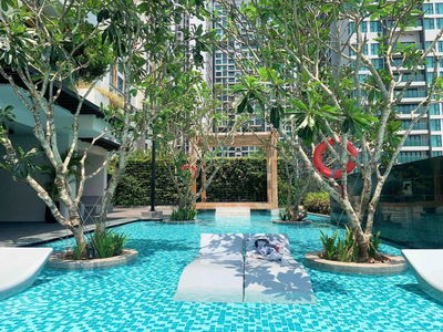 Happy In View, Vietnam Happy In View, Vietnam