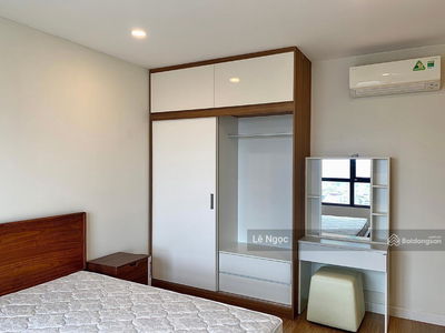 Kosmo Tay Ho, Vietnam Kosmo Tay Ho, Vietnam