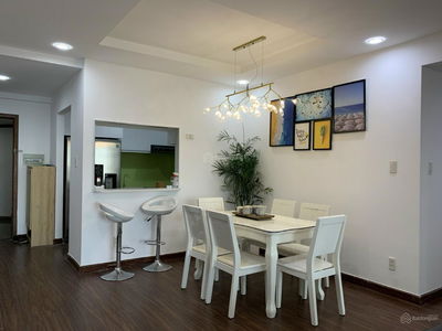 Hoang Anh Thanh Binh, Vietnam Hoang Anh Thanh Binh, Vietnam