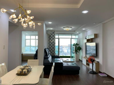 Hoang Anh Thanh Binh, Vietnam Hoang Anh Thanh Binh, Vietnam