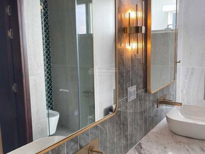 Sunrise City, Vietnam Sunrise City, Vietnam