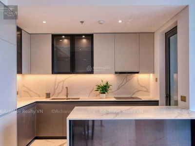 Hung Phat Silver Star, Vietnam  Hung Phat Silver Star, Vietnam