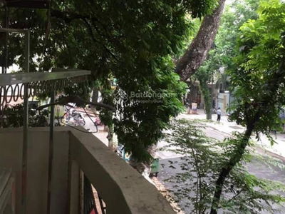 Ba Trieu Street, Vietnam Ba Trieu Street, Vietnam