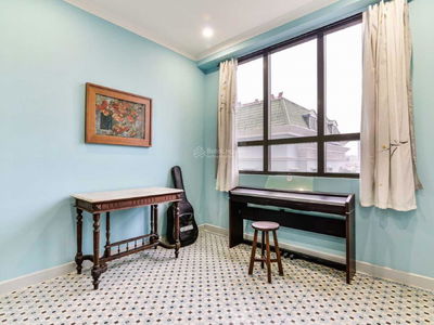 ICON 56, Vietnam ICON 56, Vietnam