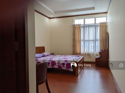 Hoang Anh Thanh Binh, Vietnam Hoang Anh Thanh Binh, Vietnam