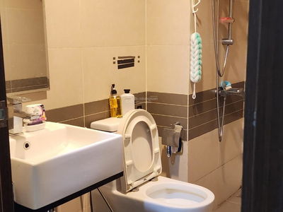 Lucky Dragon, Vietnam Lucky Dragon, Vietnam