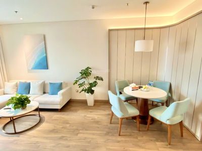 A La Carte Ha Long Bay Project, Vietnam  A La Carte Ha Long Bay Project, Vietnam