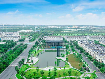 Moonlight Avenue, Vietnam Moonlight Avenue, Vietnam