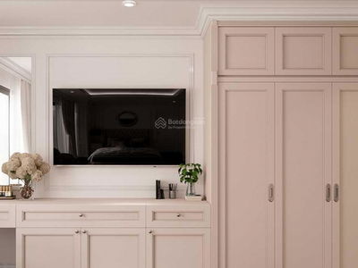 D'. Le Roi Soleil, Vietnam D'. Le Roi Soleil, Vietnam