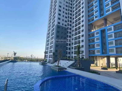 Saigon Avenue, Vietnam Saigon Avenue, Vietnam