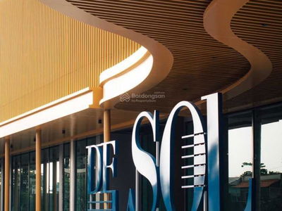 Of The Sun, Vietnam Of The Sun, Vietnam