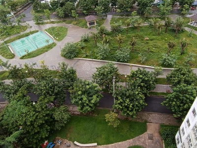 Nguyen Huu Tien Street, Vietnam Nguyen Huu Tien Street, Vietnam