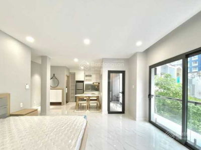 Chu Van An Street, Vietnam Chu Van An Street, Vietnam