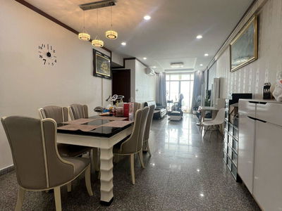 Hoang Anh Thanh Binh, Vietnam Hoang Anh Thanh Binh, Vietnam