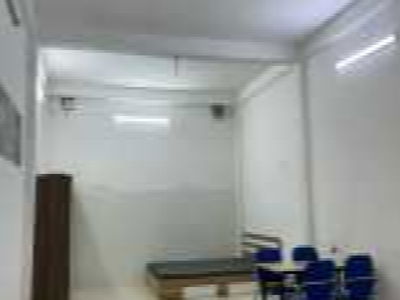 Pham Huy Thong Street, Vietnam  Pham Huy Thong Street, Vietnam