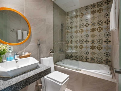 Truong Son Street, Vietnam Truong Son Street, Vietnam