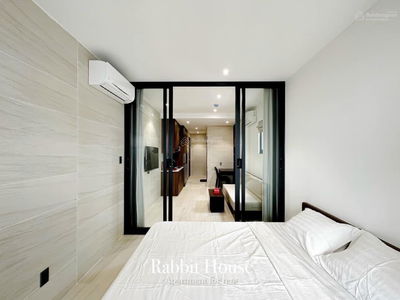 Hoang Van Thu Street, Vietnam Hoang Van Thu Street, Vietnam