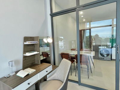 Truong Son Street, Vietnam Truong Son Street, Vietnam